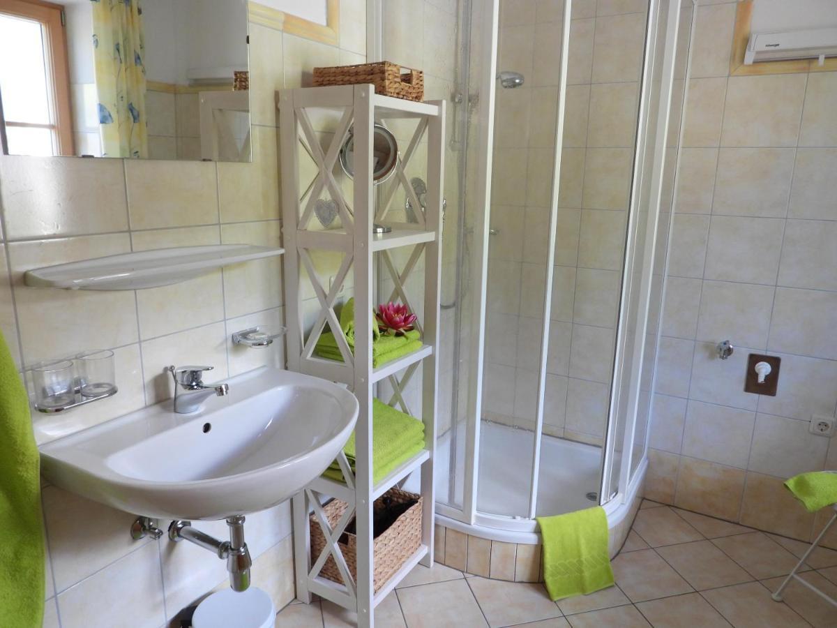 Bio-Bauernhof Einberghof Apartment Pfarrwerfen Ngoại thất bức ảnh